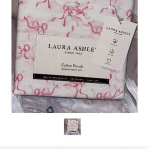 Laura, Ashley, queen, size sheets, pink bows